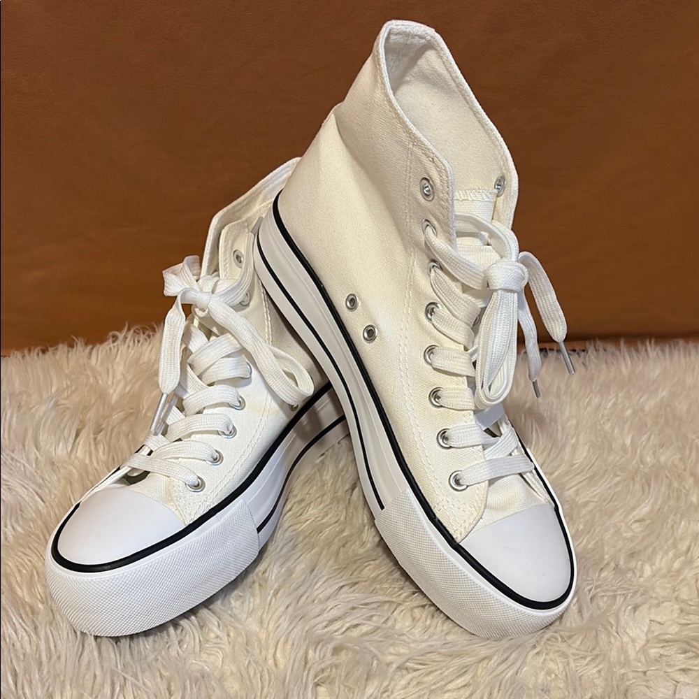 White High-Top Canvas Sneakers
